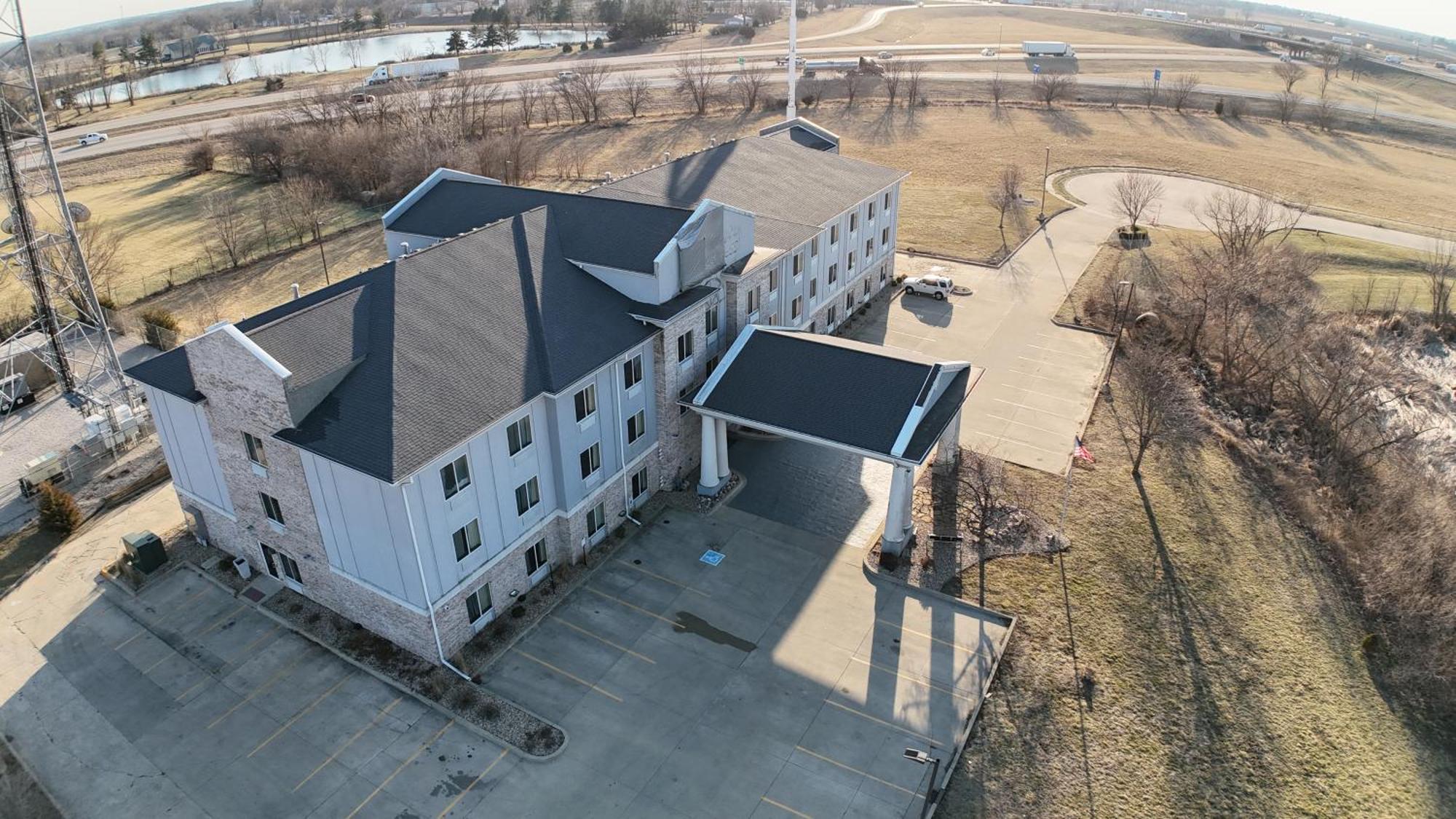 Pike Inn Le Roy - Bloomington Southeast Area Esterno foto